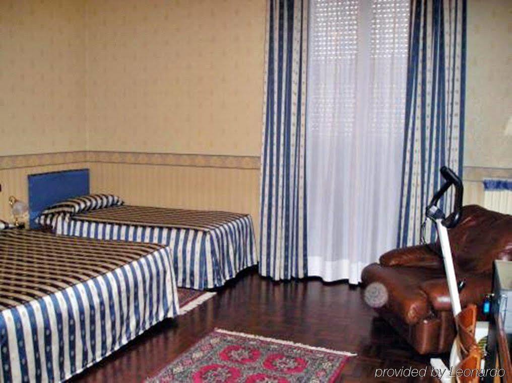 Albergo Ristorante Leon D'Oro Noventa di Piave Buitenkant foto