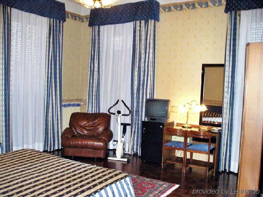 Albergo Ristorante Leon D'Oro Noventa di Piave Buitenkant foto