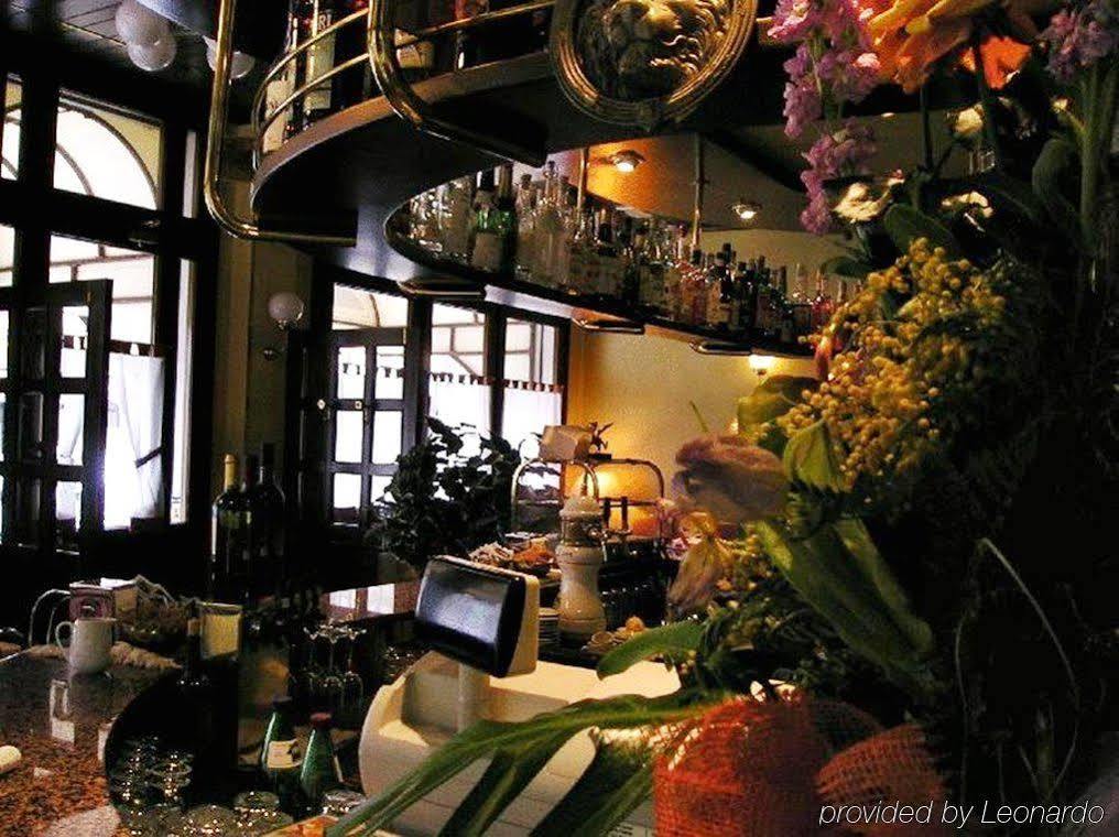 Albergo Ristorante Leon D'Oro Noventa di Piave Buitenkant foto