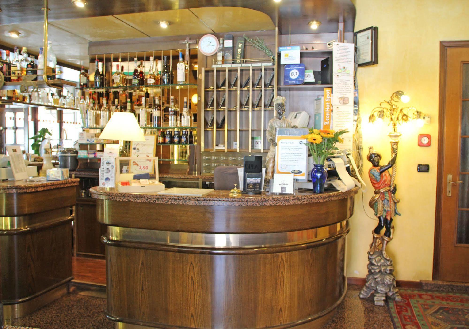 Albergo Ristorante Leon D'Oro Noventa di Piave Buitenkant foto