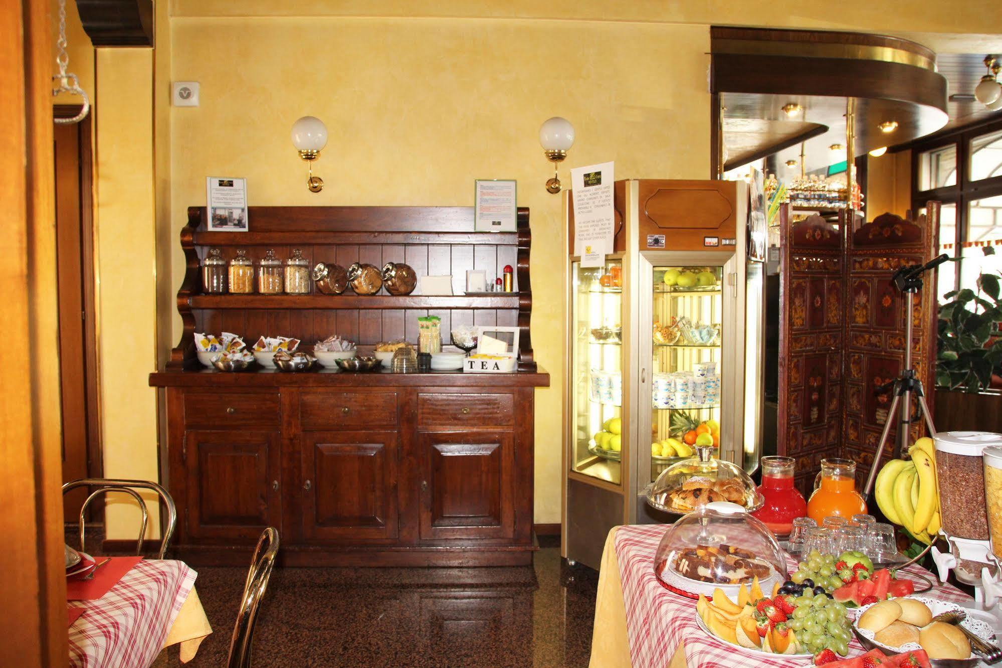 Albergo Ristorante Leon D'Oro Noventa di Piave Buitenkant foto