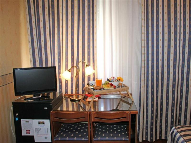 Albergo Ristorante Leon D'Oro Noventa di Piave Buitenkant foto